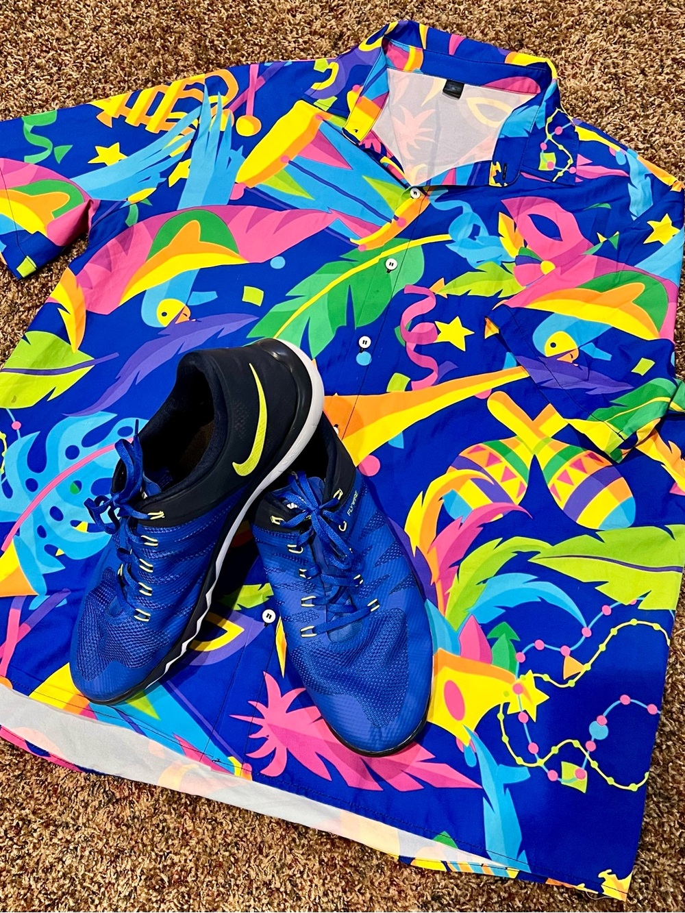Men’s XL Colorful Tropical 🌴 Carnival 🎭 Button-Up Shirt
